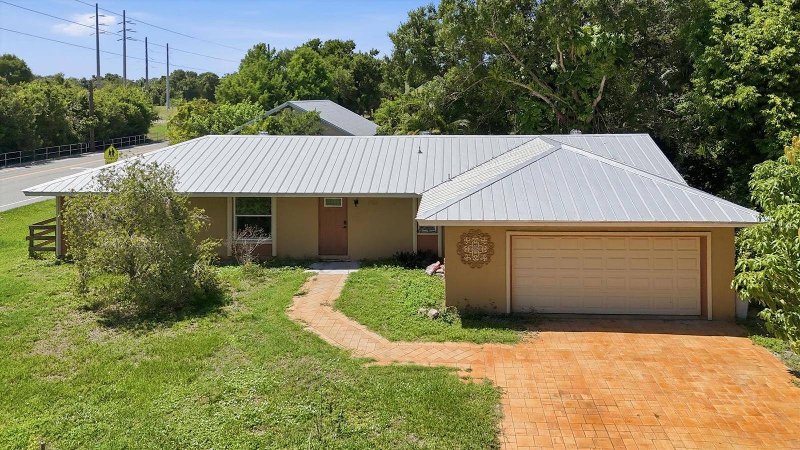 1700 SPOONBILL DR, Nokomis, FL 34275