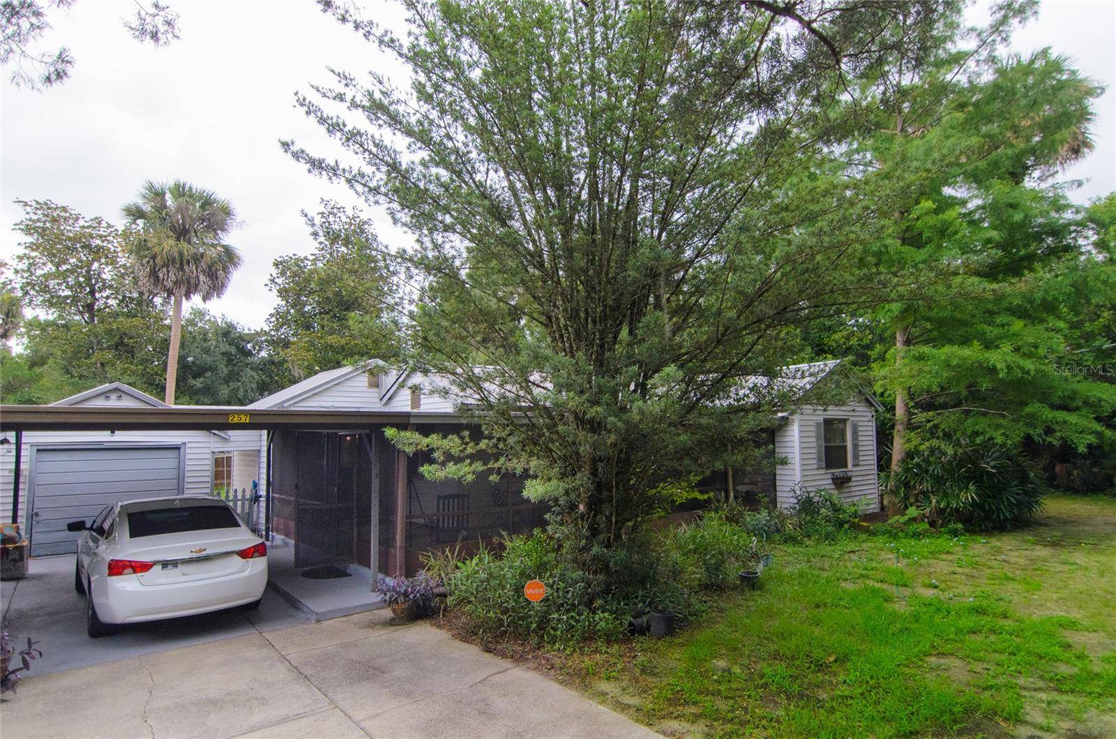 257 DESOTO AVE, De Leon Springs, FL 32130