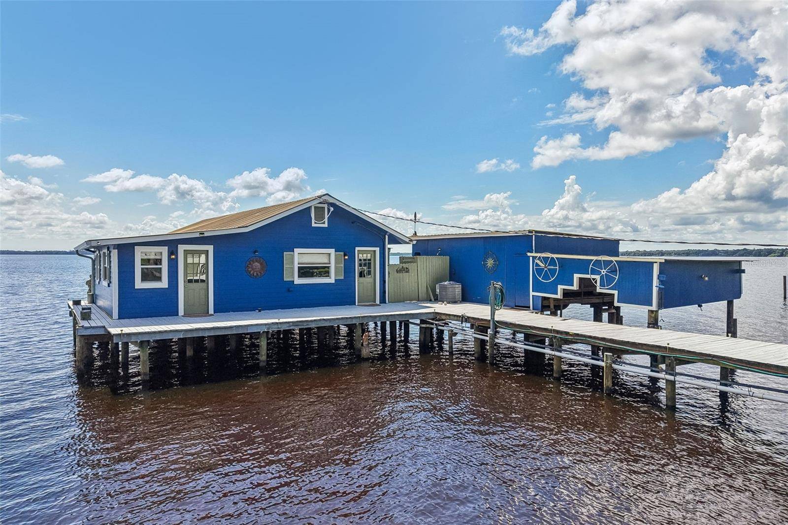 21 S LAKE ST, Crescent City, FL 32112