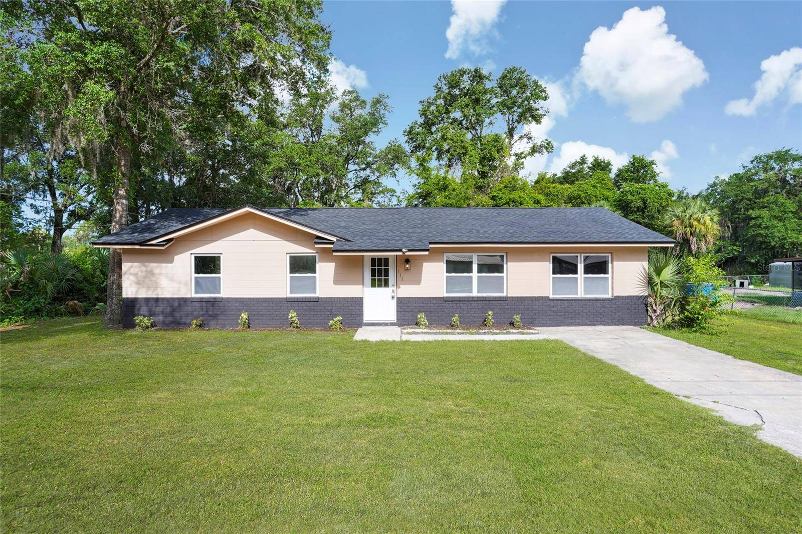 111 ELM AVE, Palatka, FL 32177
