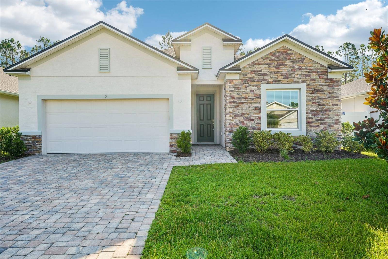 5 RIVERTOWN RD, Palm Coast, FL 32137