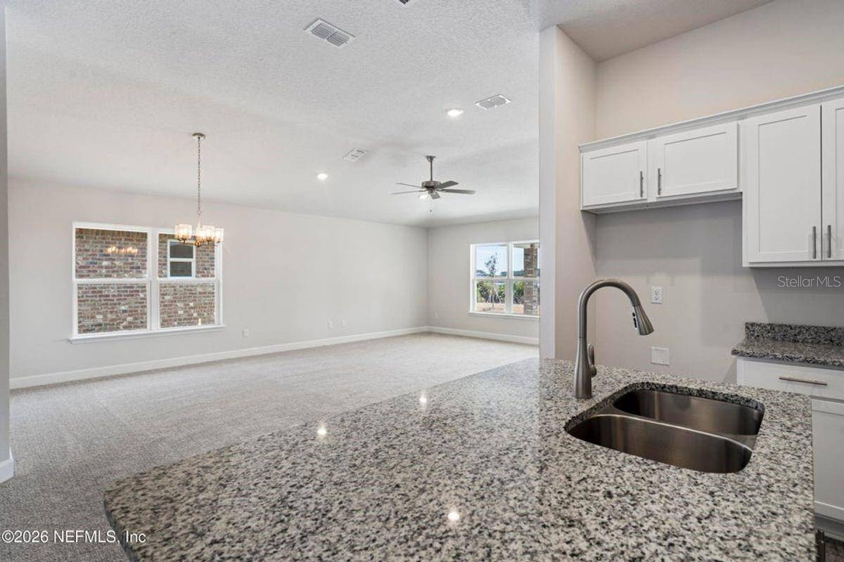 16 BEAVERDAM LN, Palm Coast, FL 32137
