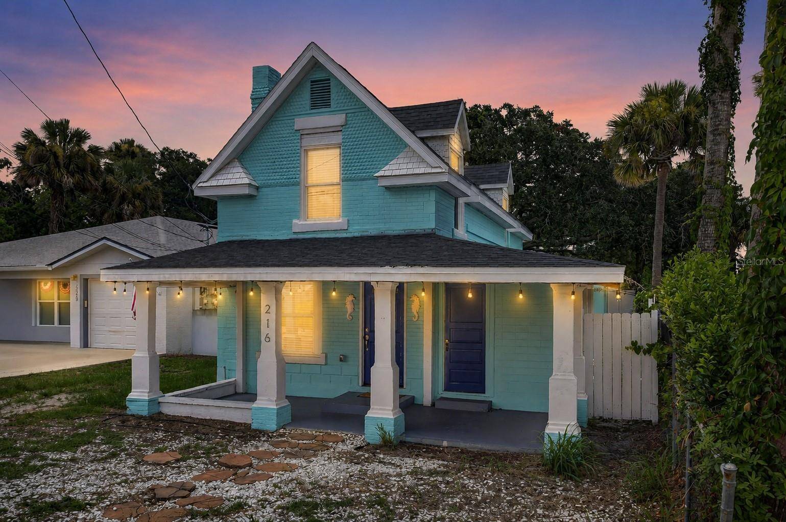 216 N HALIFAX AVE, Daytona Beach, FL 32118