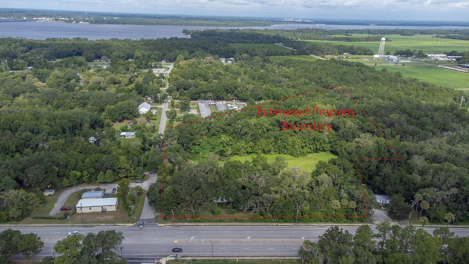 104 W LOUIS BROER RD, East Palatka, FL 32131