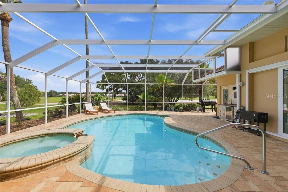 9161 SOUTHERN COMFORT CT, Weeki Wachee, FL 34613