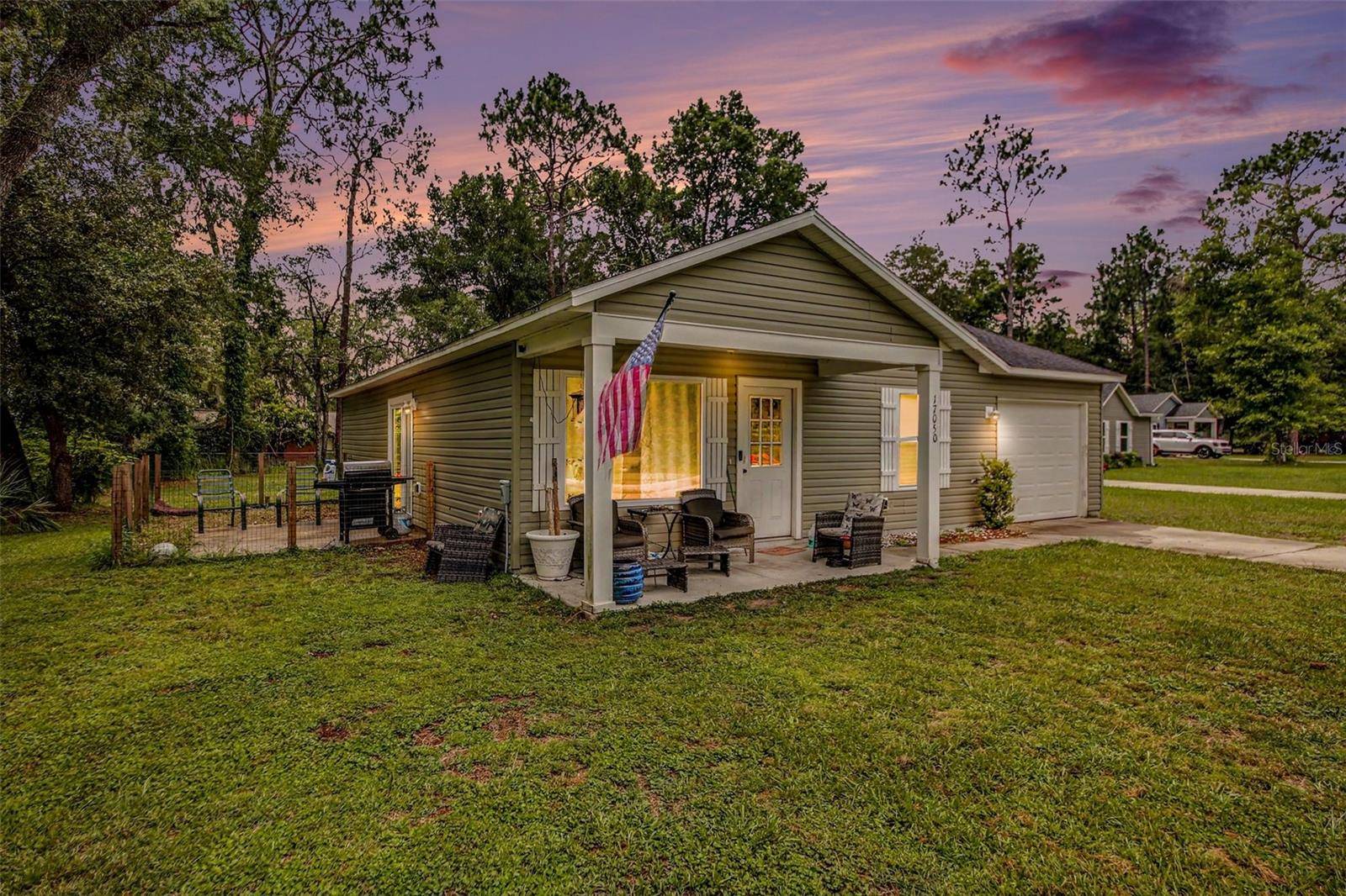 17050 SE 60TH ST, Ocklawaha, FL 32179