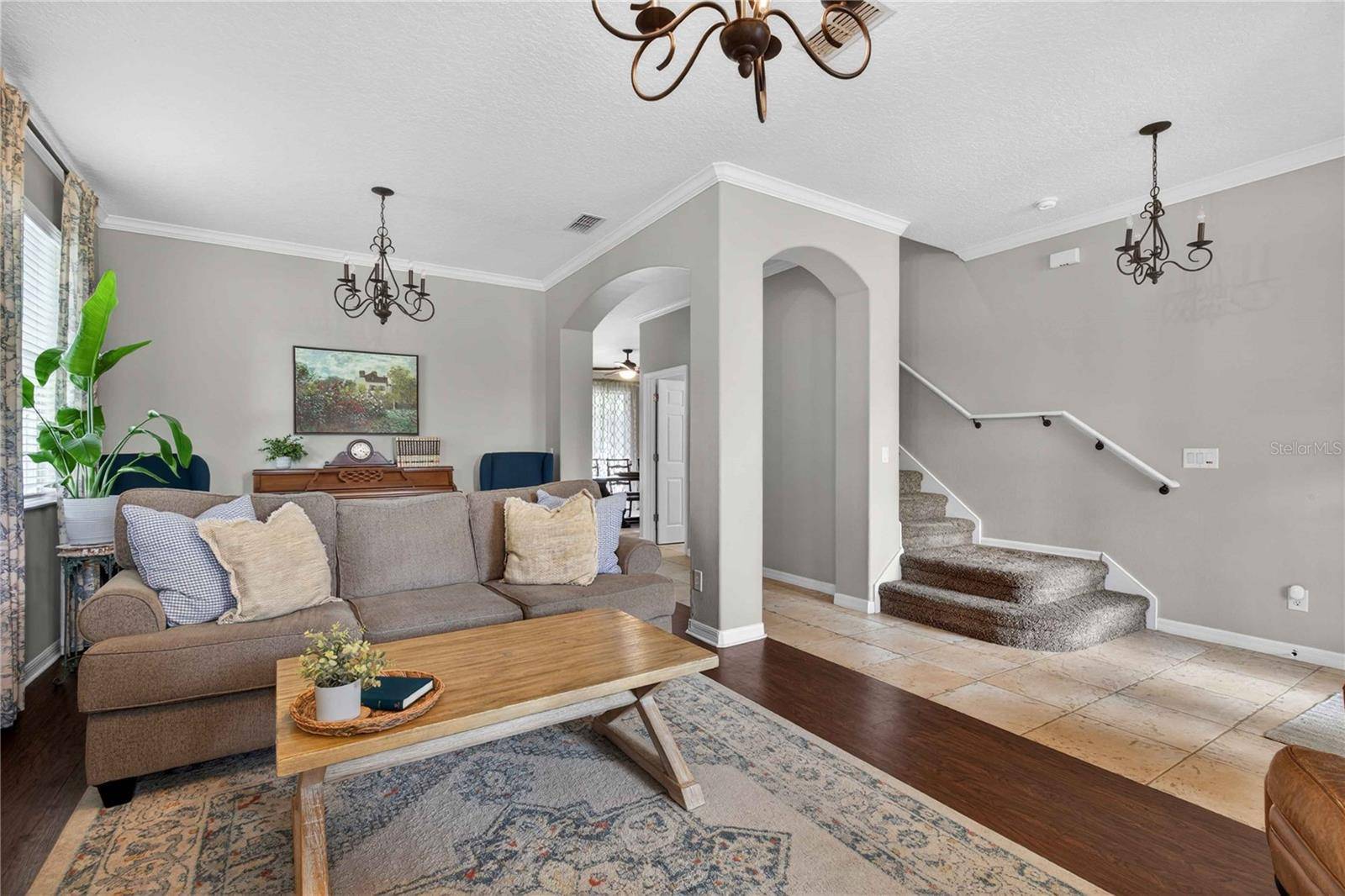303 W BLUE WATER EDGE DR, Eustis, FL 32736
