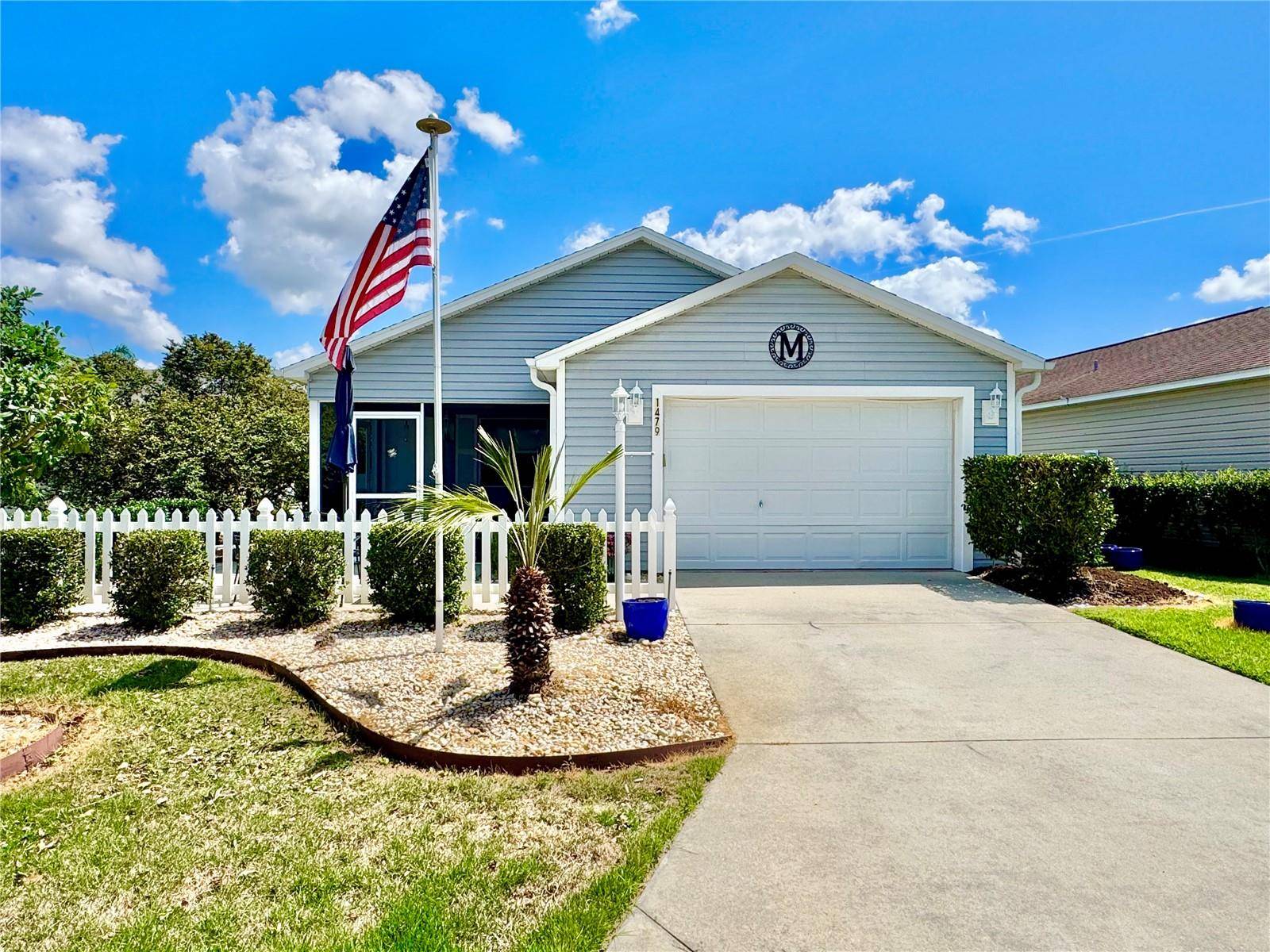 1479 DYNASTY PL, The Villages, FL 32163