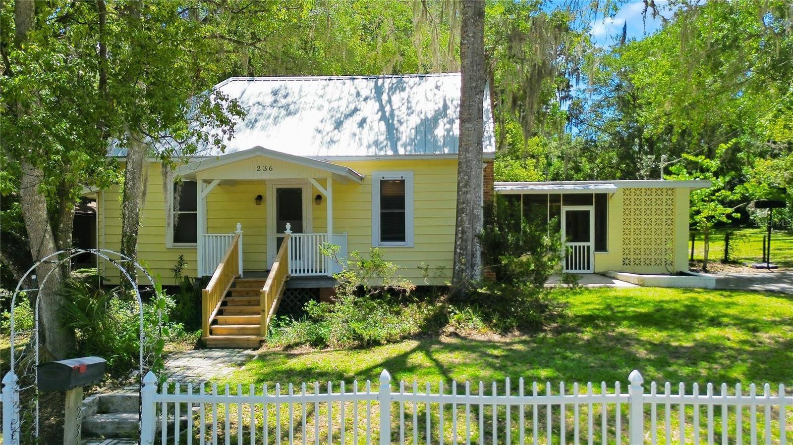 236 PRYOR ST, Brooksville, FL 34601