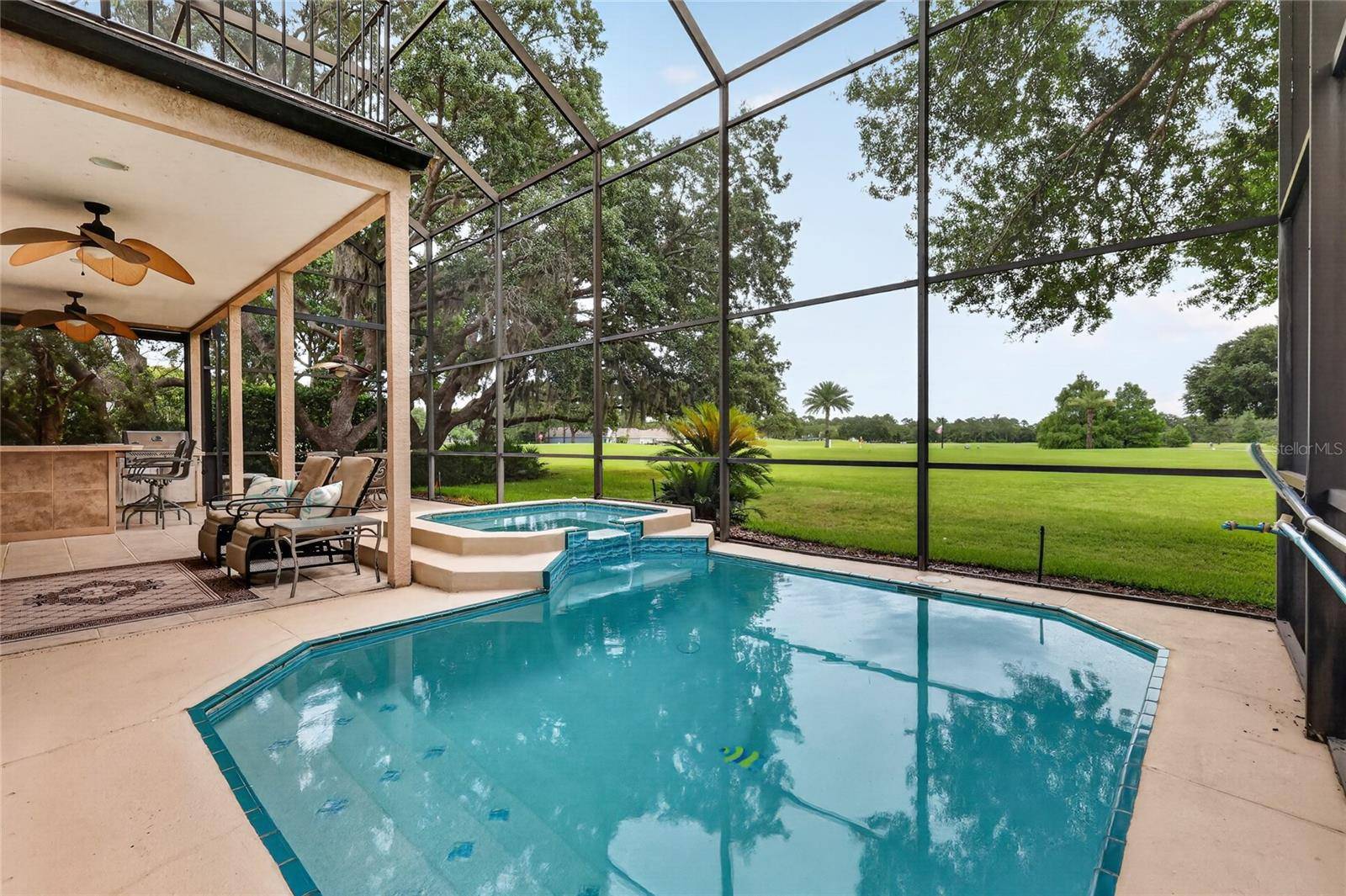 1920 EDGEWATER DR, Mount Dora, FL 32757