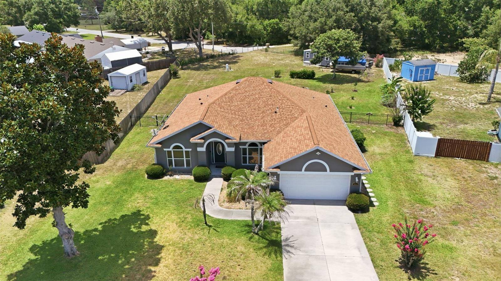 36723 SUNDANCE DR, Grand Island, FL 32735