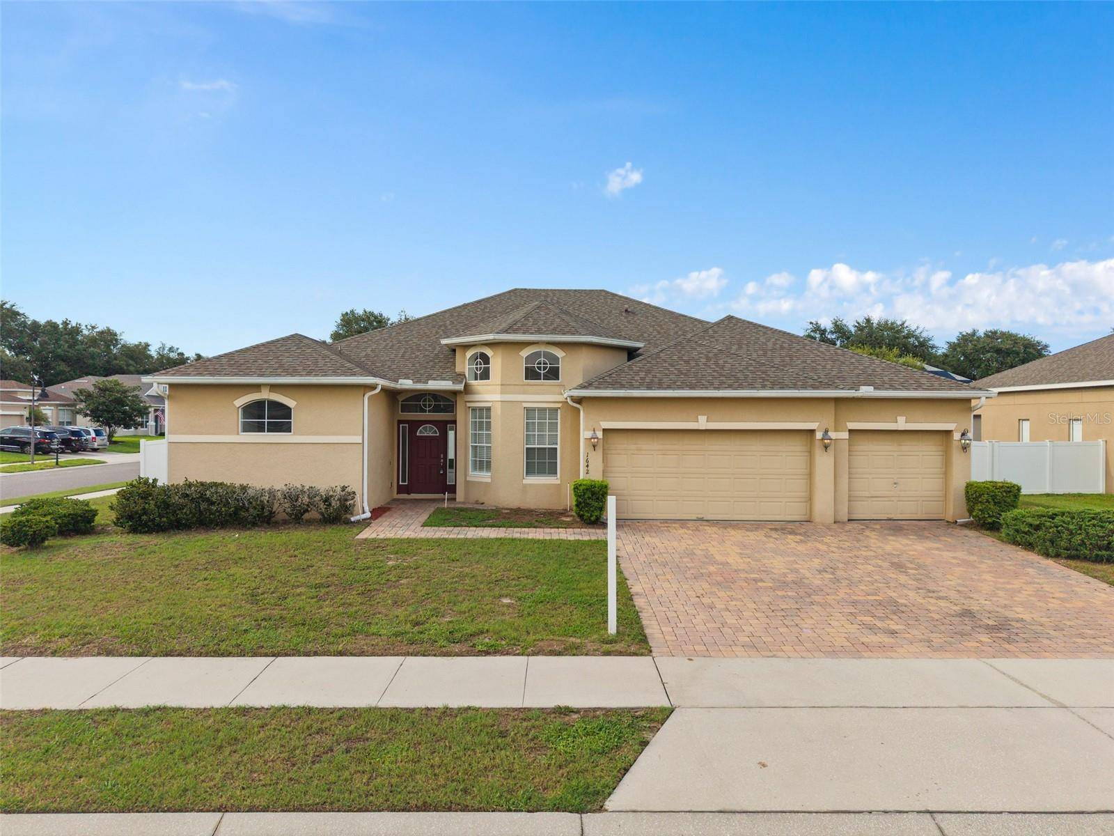 1642 CHANDELLE LN, Winter Garden, FL 34787