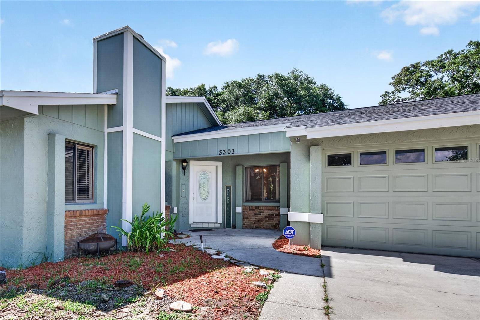 3303 FOXBORO CT, Mount Dora, FL 32757