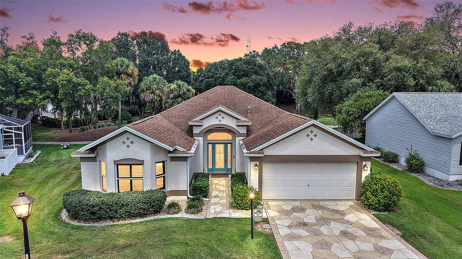 522 LOMA PASEO DR, The Villages, FL 32159