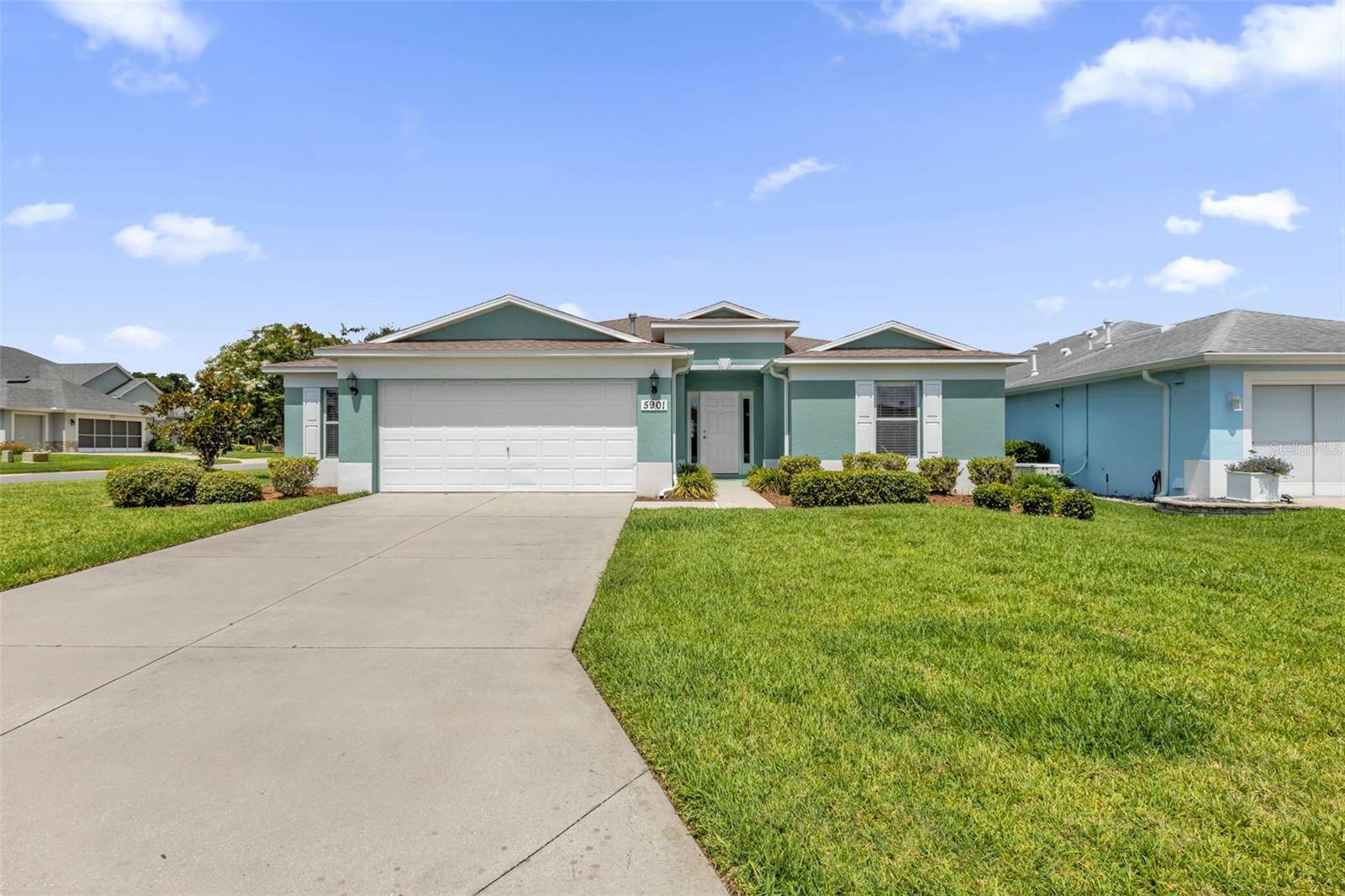 5901 CANDLE GLOW PL, Leesburg, FL 34748