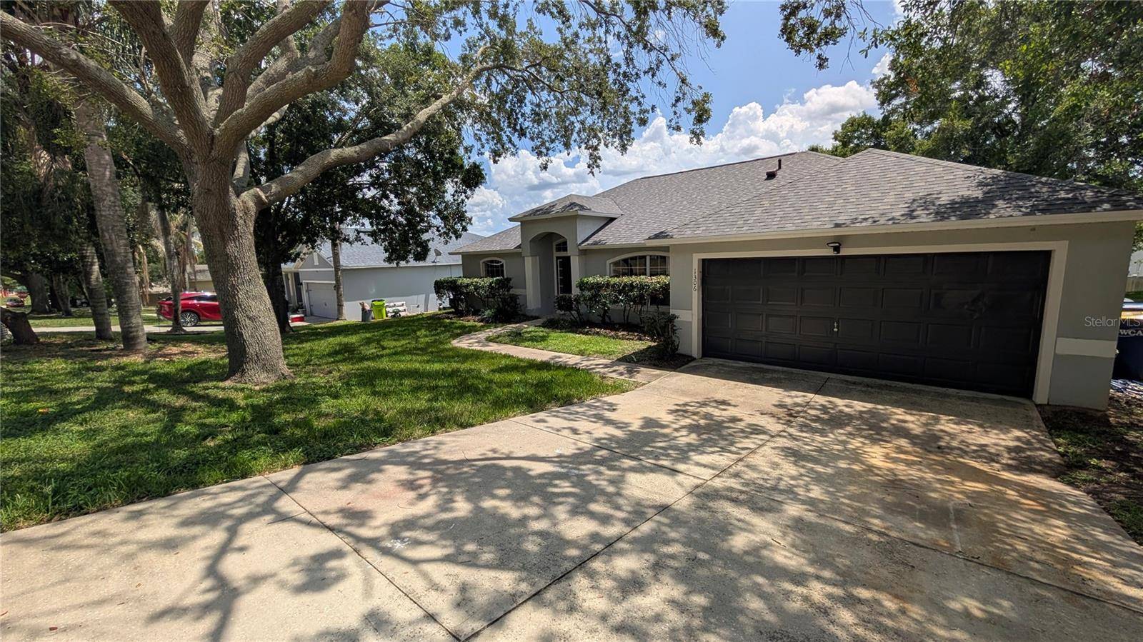 1306 WINDY BLUFF DR, Minneola, FL 34715