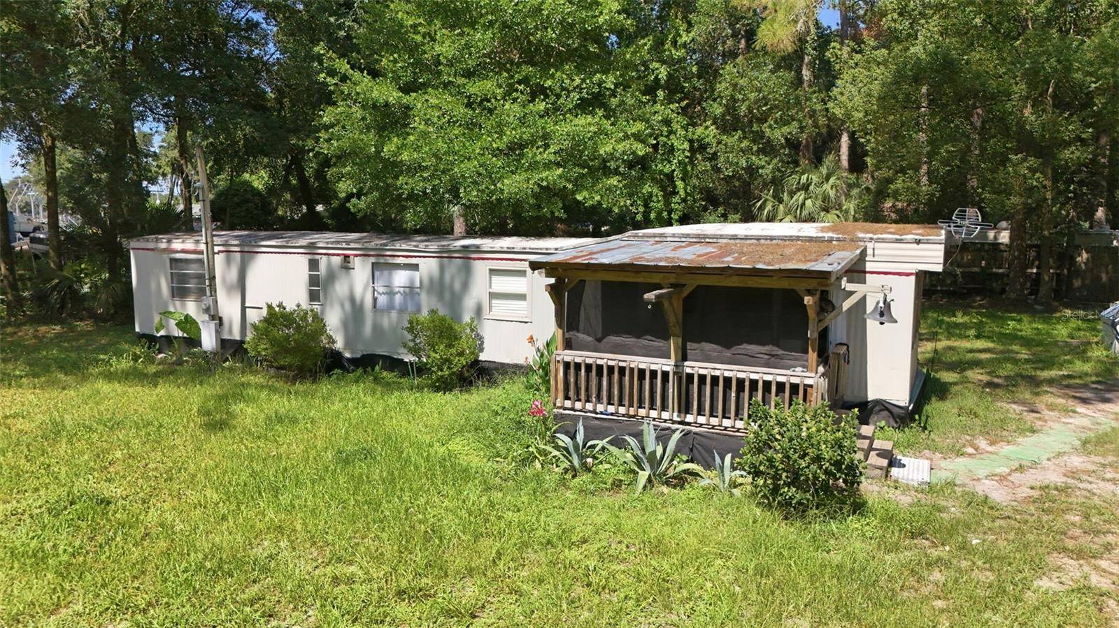 43025 E 3RD ST, Paisley, FL 32767