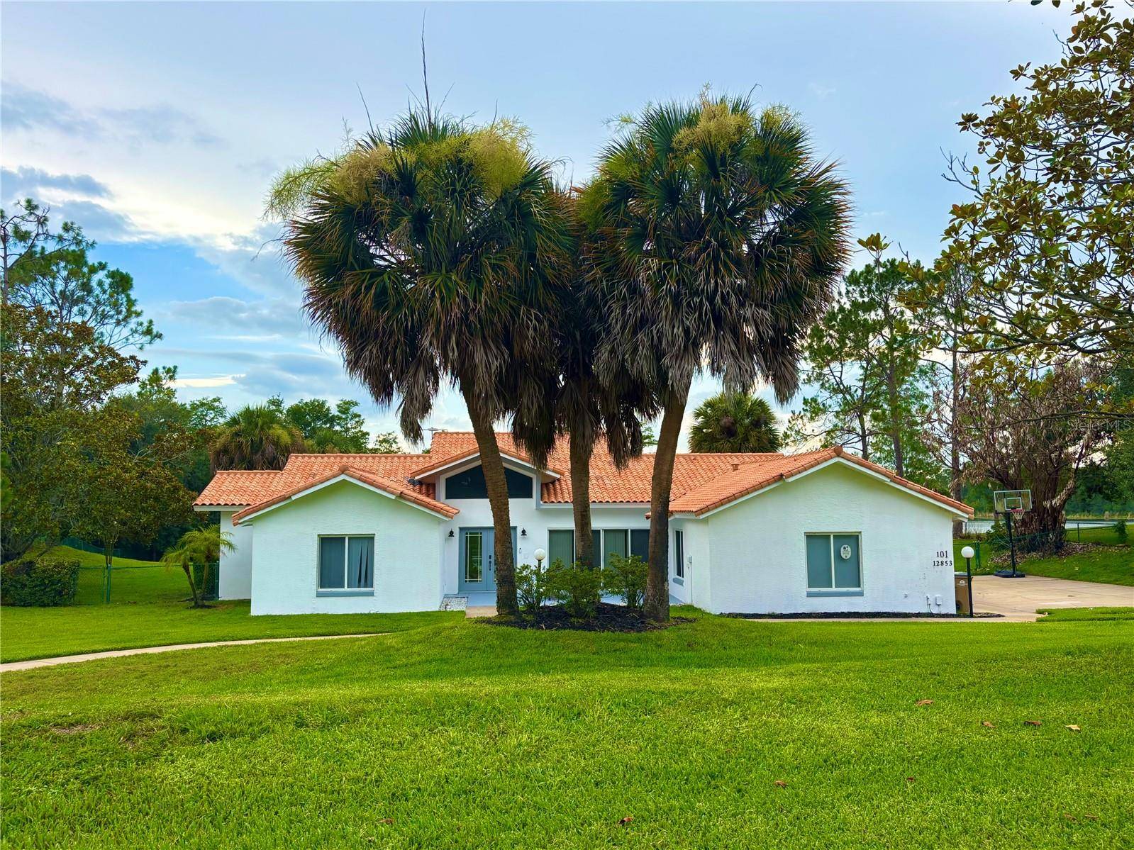 12853 BELLERIVE DR, Clermont, FL 34711