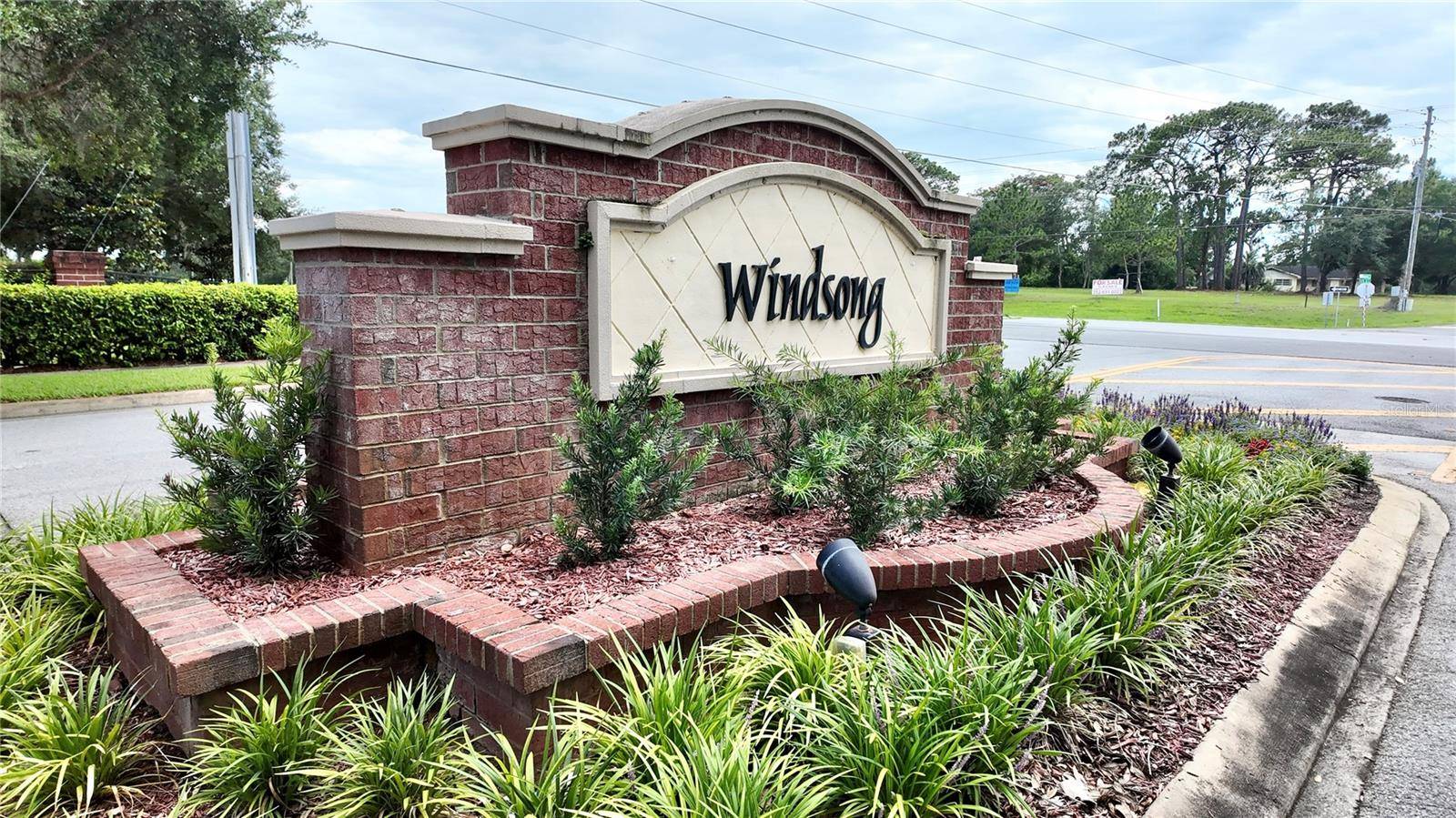 5620 WINDSONG OAK DR, Leesburg, FL 34748