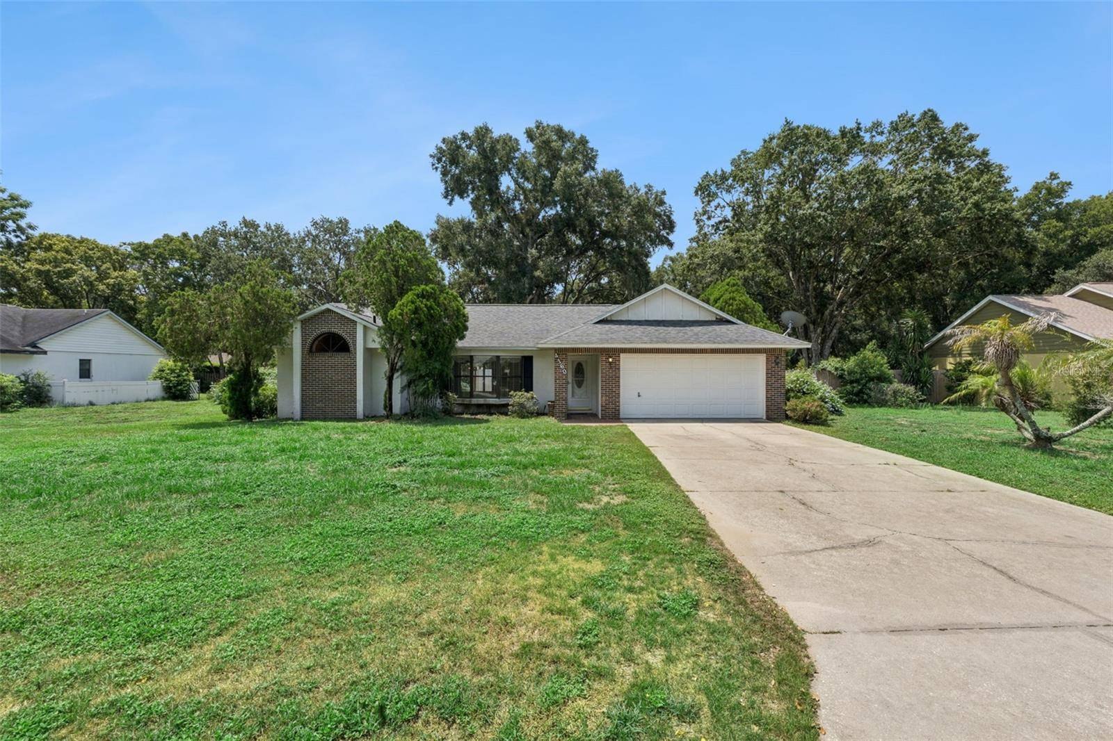 4160 WOOD DR, Mount Dora, FL 32757
