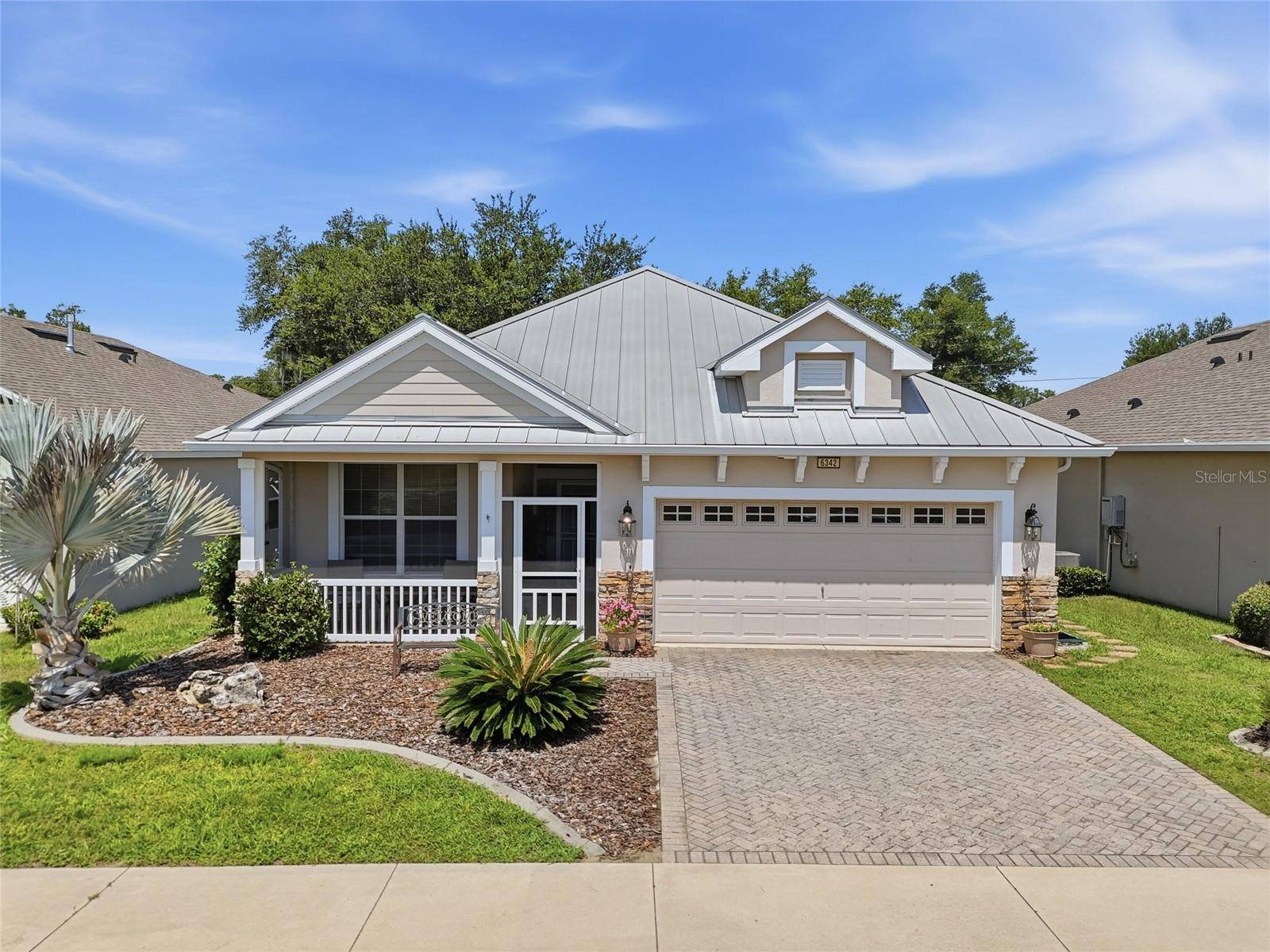 6342 SANDERS GROVE CIR, Okahumpka, FL 34762