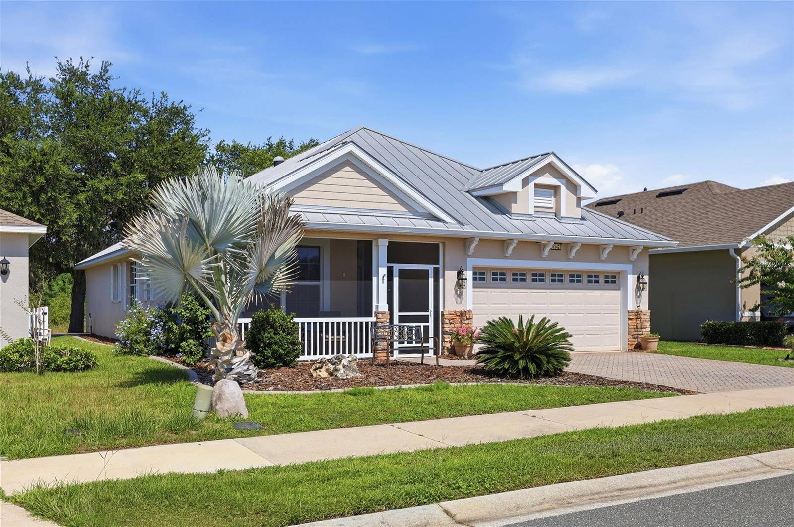 6342 SANDERS GROVE CIR, Okahumpka, FL 34762