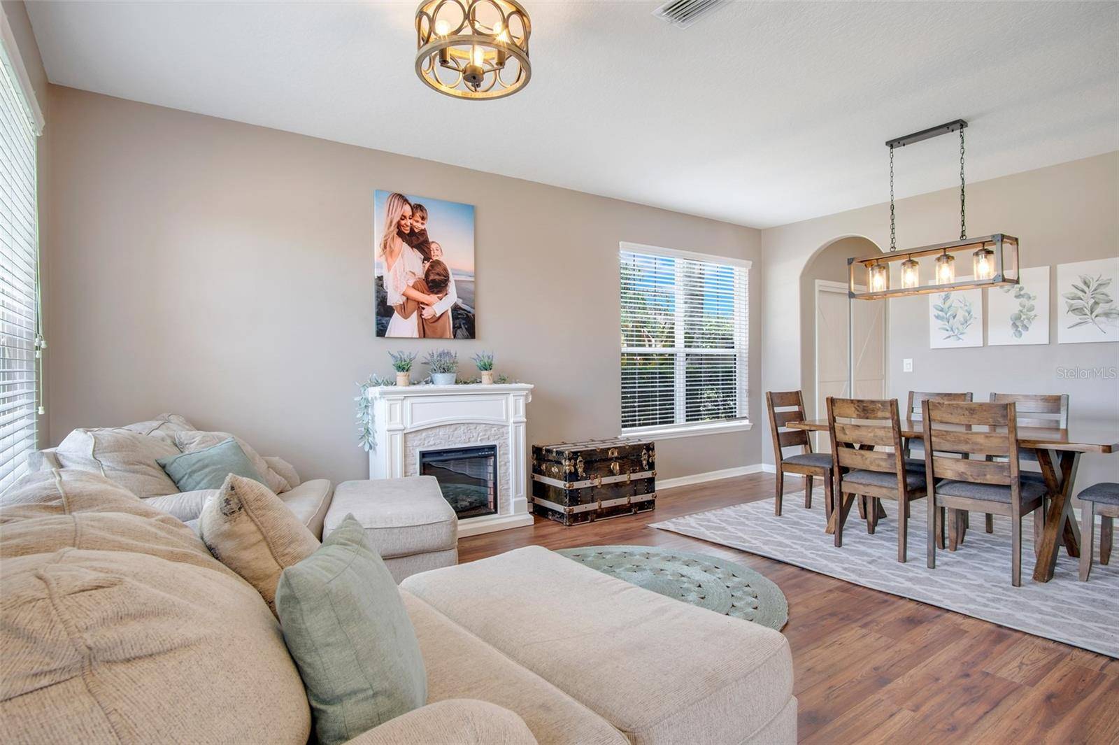 159 RED MAPLE BURL CIR, Debary, FL 32713