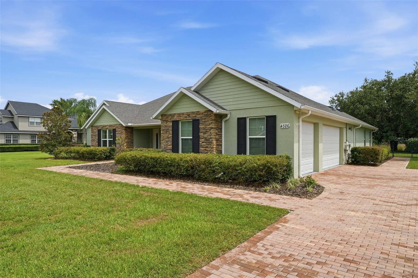 4526 CLAIRE ROSE CT, Mount Dora, FL 32757