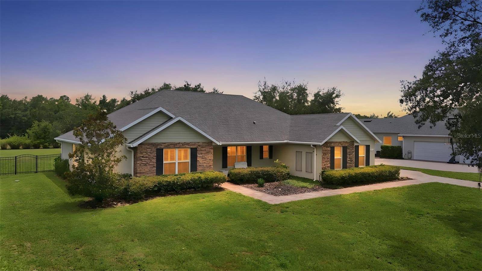 4526 CLAIRE ROSE CT, Mount Dora, FL 32757