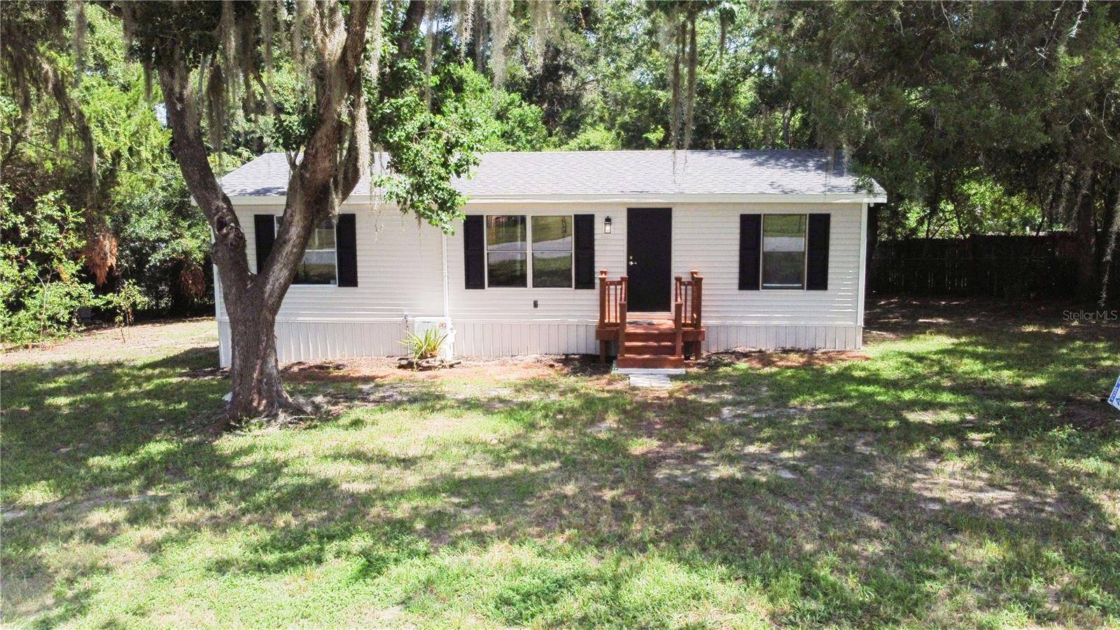 8017 E SKYLINE LN, Floral City, FL 34436
