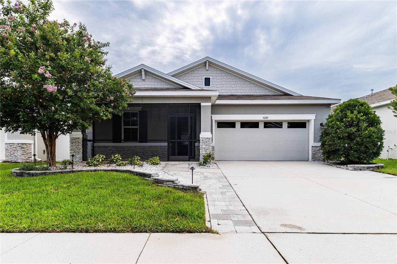 5229 MEADOW SONG DR, Okahumpka, FL 34762