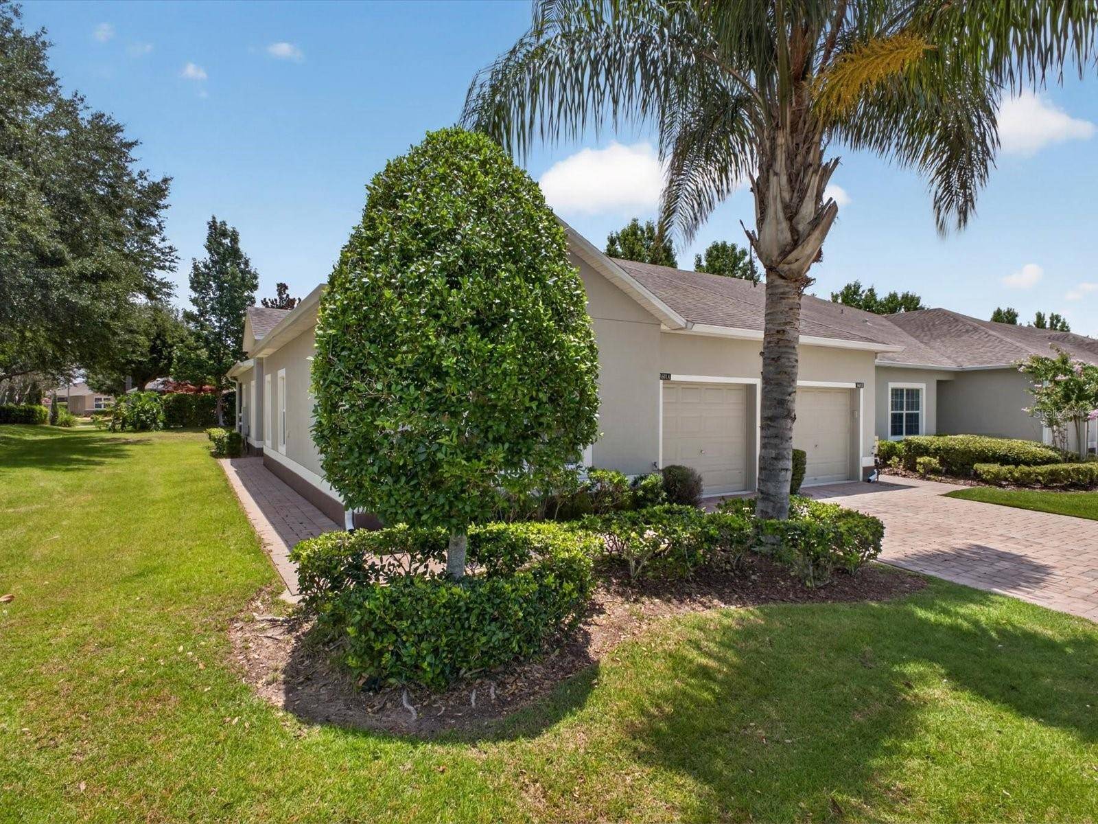 3601 SOLANA CIR #A, Clermont, FL 34711