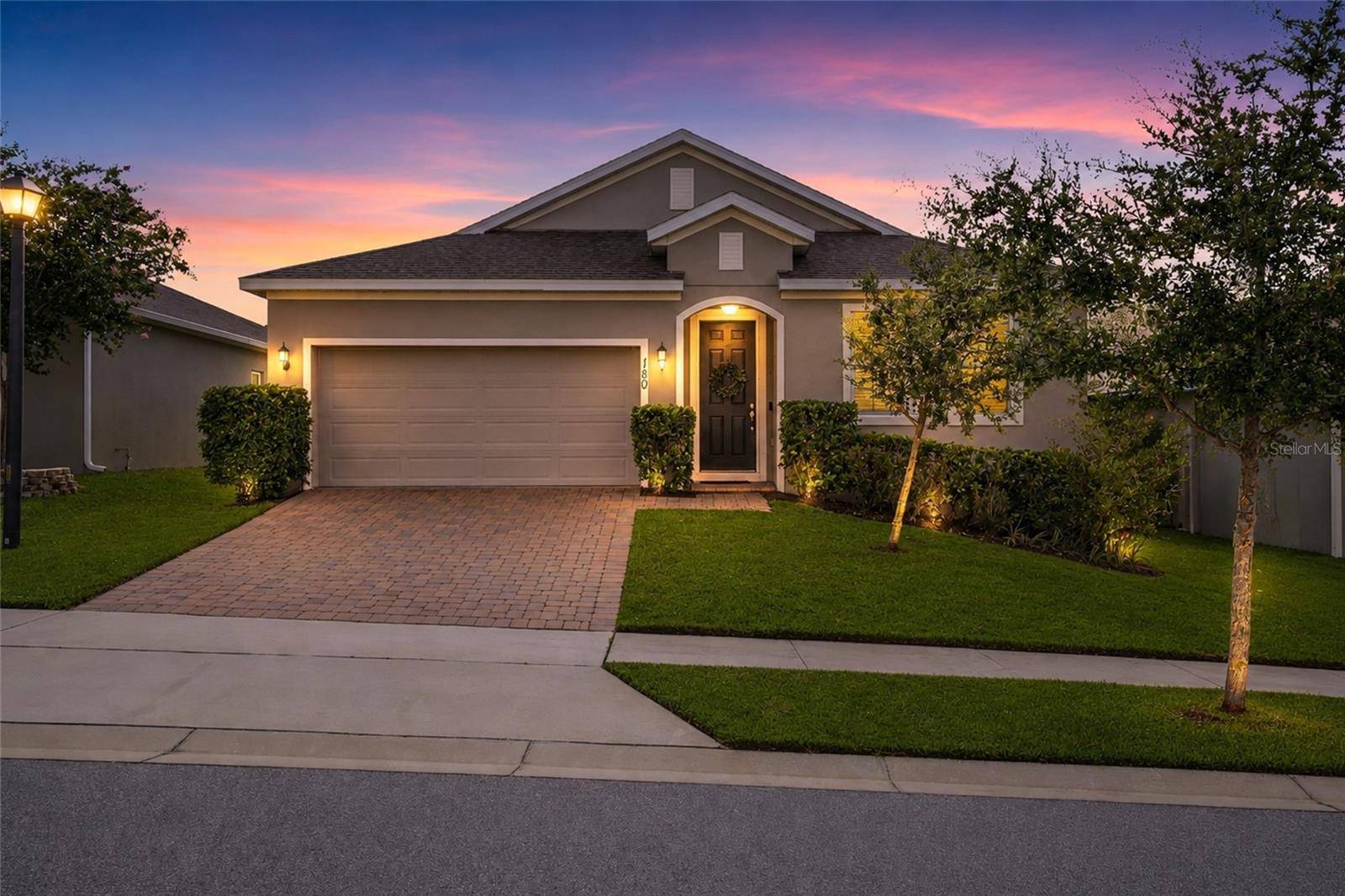 180 JENSEN DR, Groveland, FL 34736
