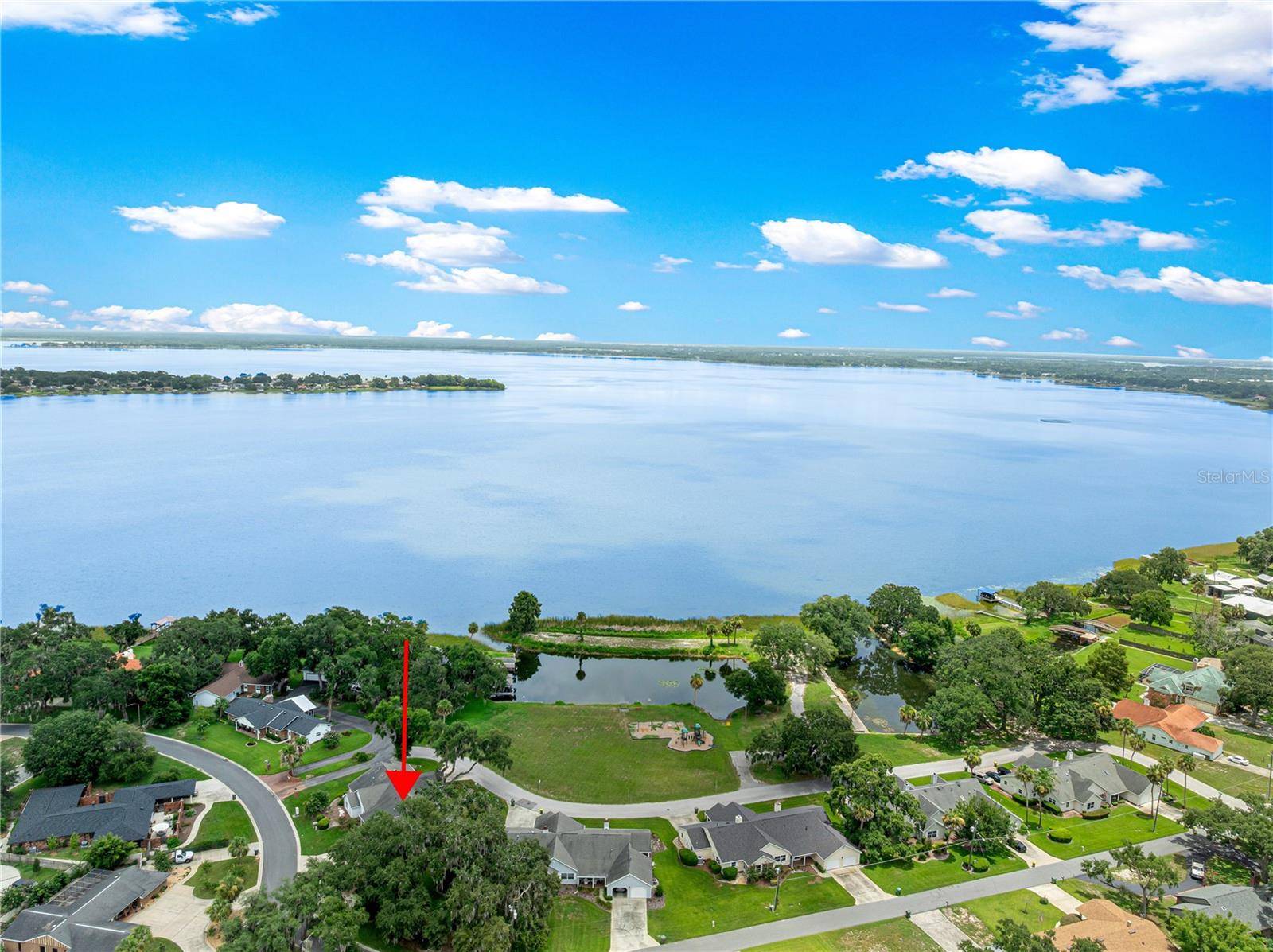 925 BEVERLY HARBORS DR, Leesburg, FL 34748