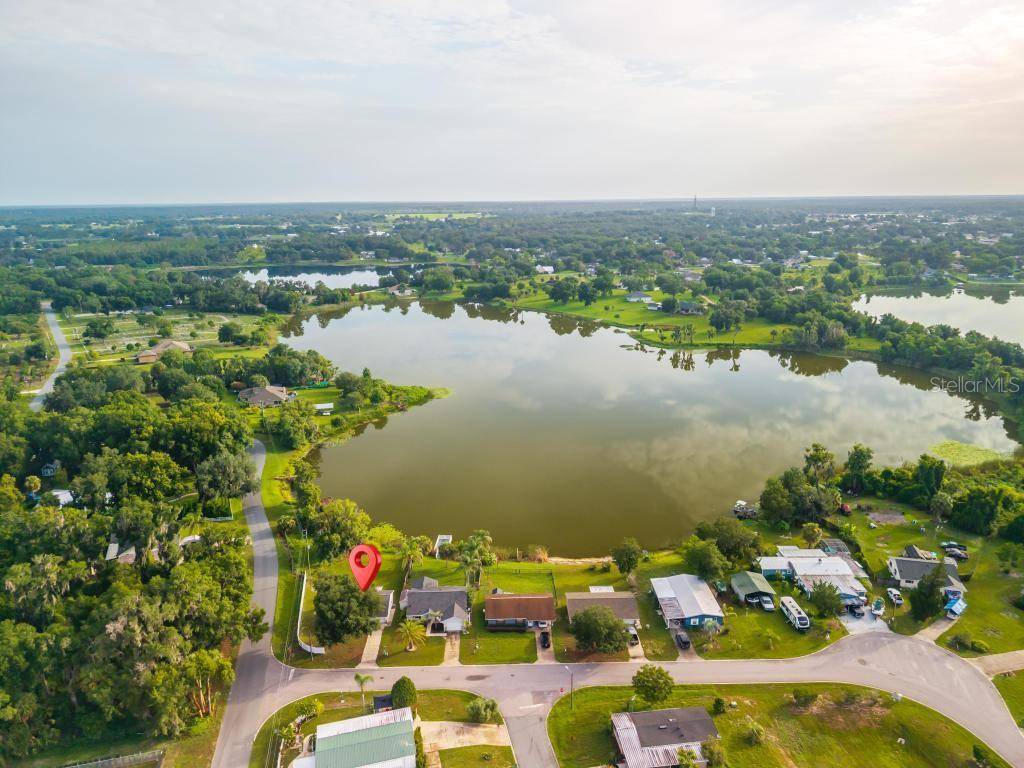 57 CAYMAN CIR, Umatilla, FL 32784