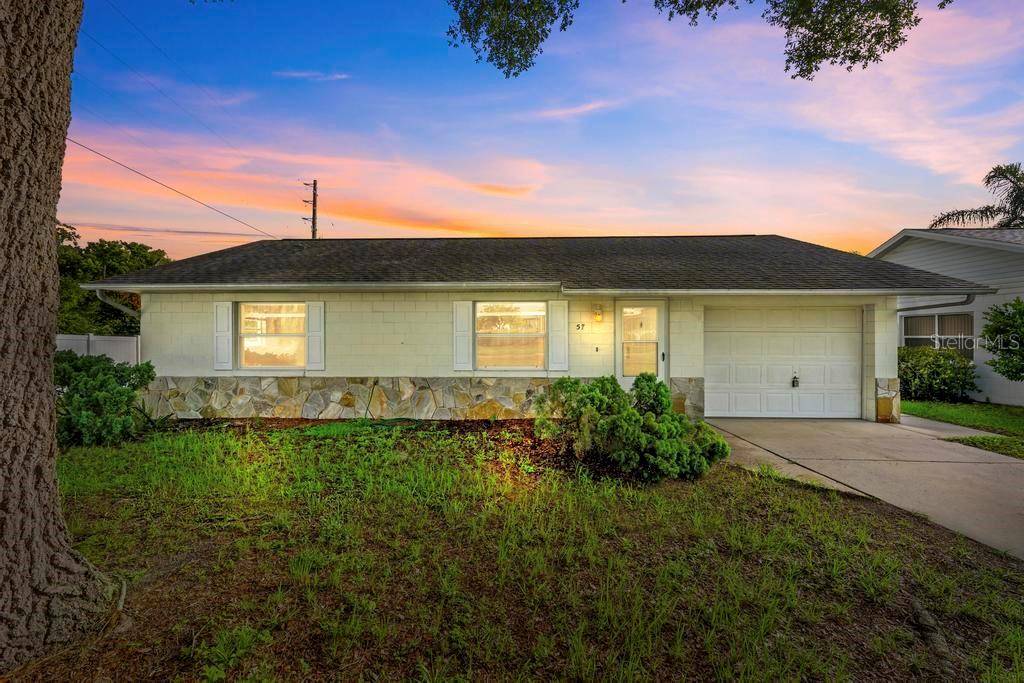 57 CAYMAN CIR, Umatilla, FL 32784