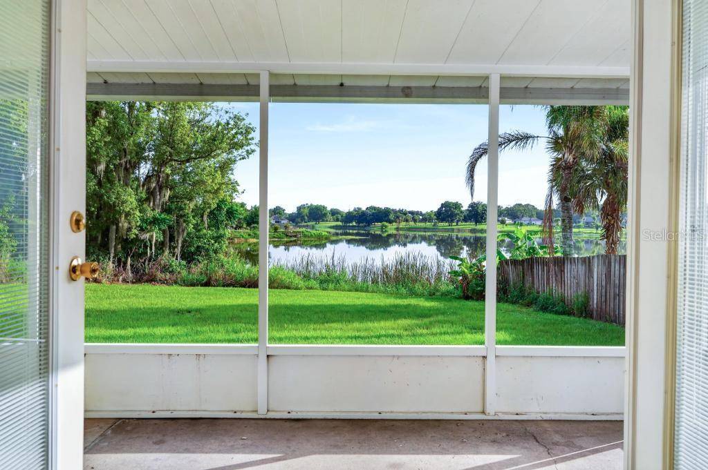 57 CAYMAN CIR, Umatilla, FL 32784