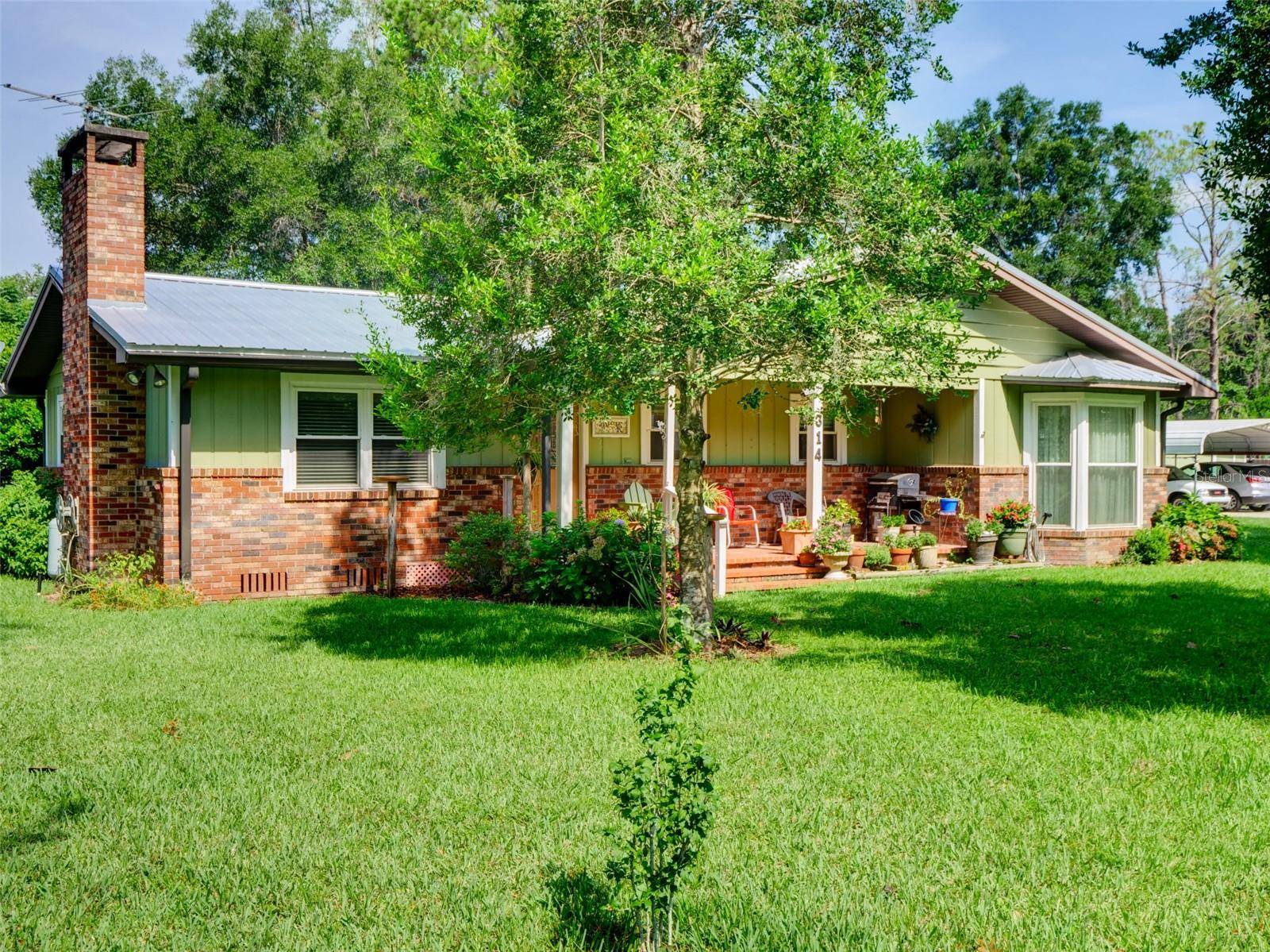 314 N YORK ST, Bushnell, FL 33513