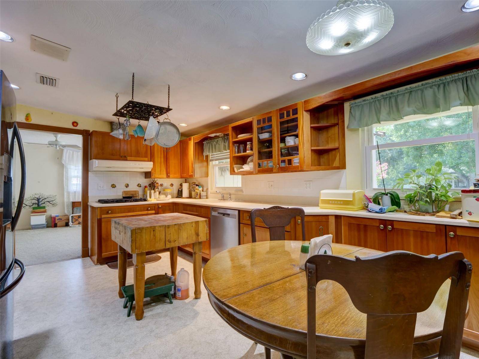 314 N YORK ST, Bushnell, FL 33513