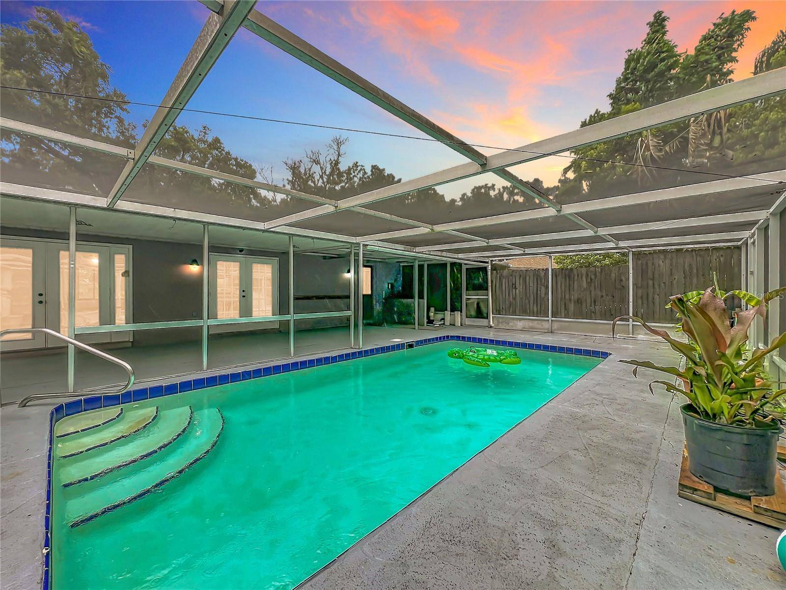 300 PINECREST RD, Mount Dora, FL 32757