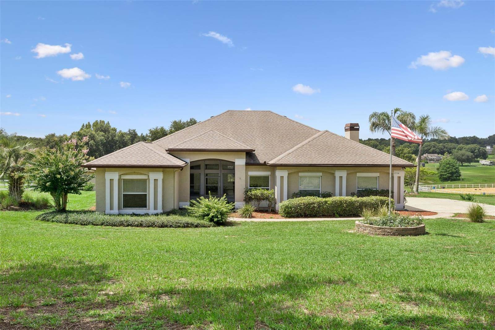 15734 THOROUGHBRED LN, Montverde, FL 34756
