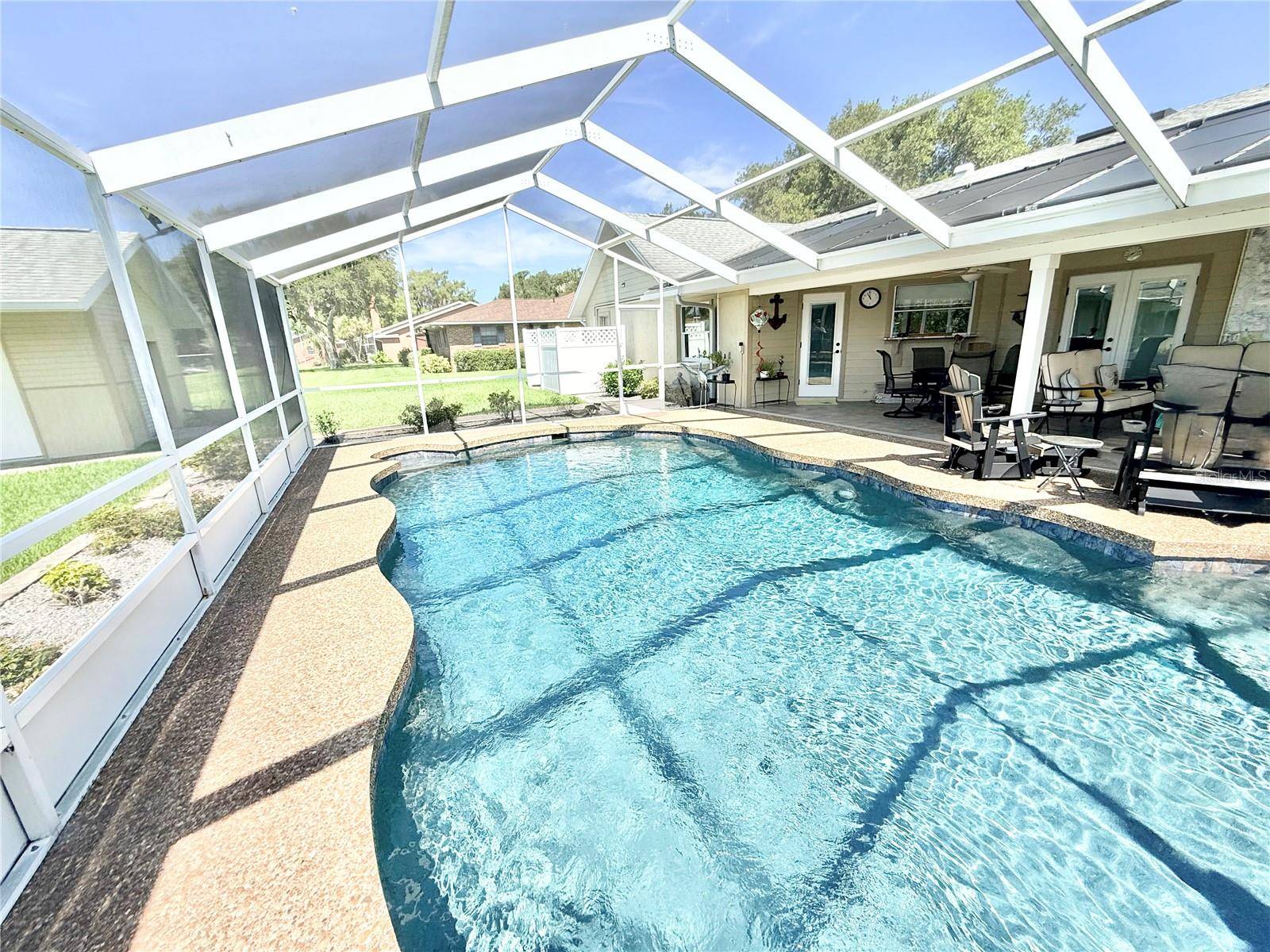 305 W DELAWARE ST, Tavares, FL 32778
