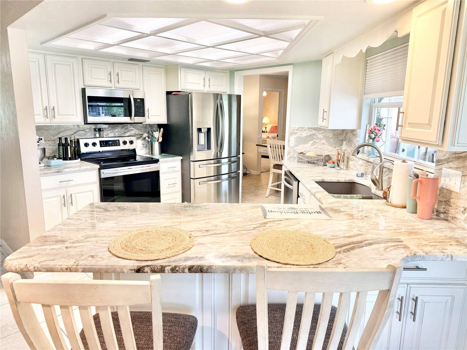 305 W DELAWARE ST, Tavares, FL 32778