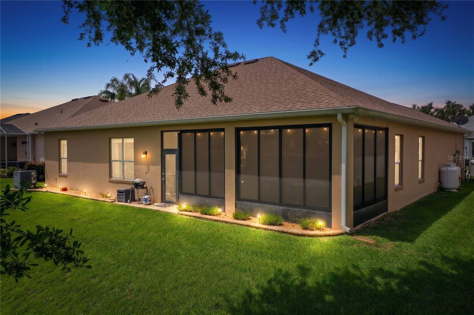 25524 LAUREL VALLEY RD, Leesburg, FL 34748