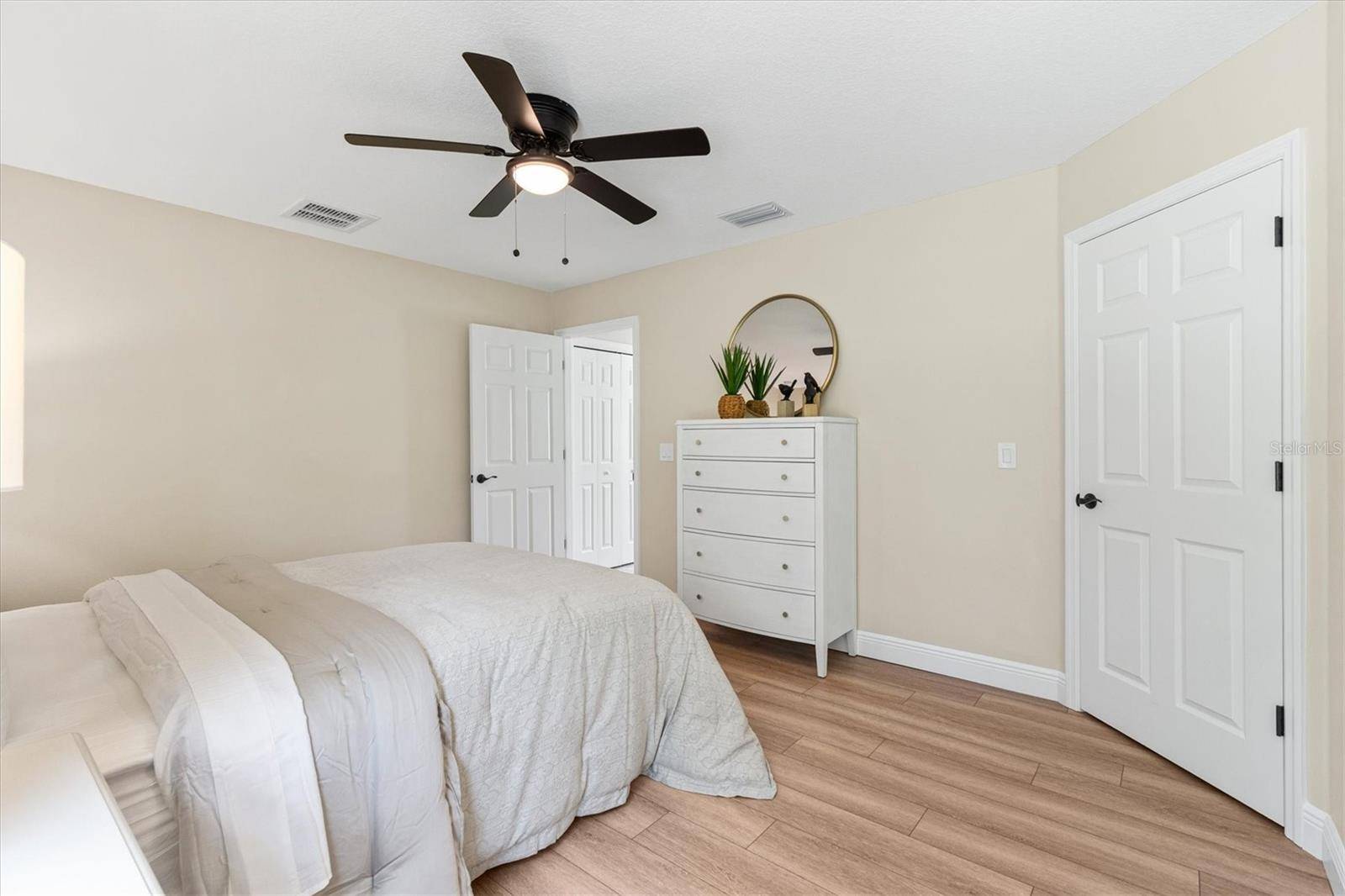 515 E ANDERSON AVE, Bushnell, FL 33513