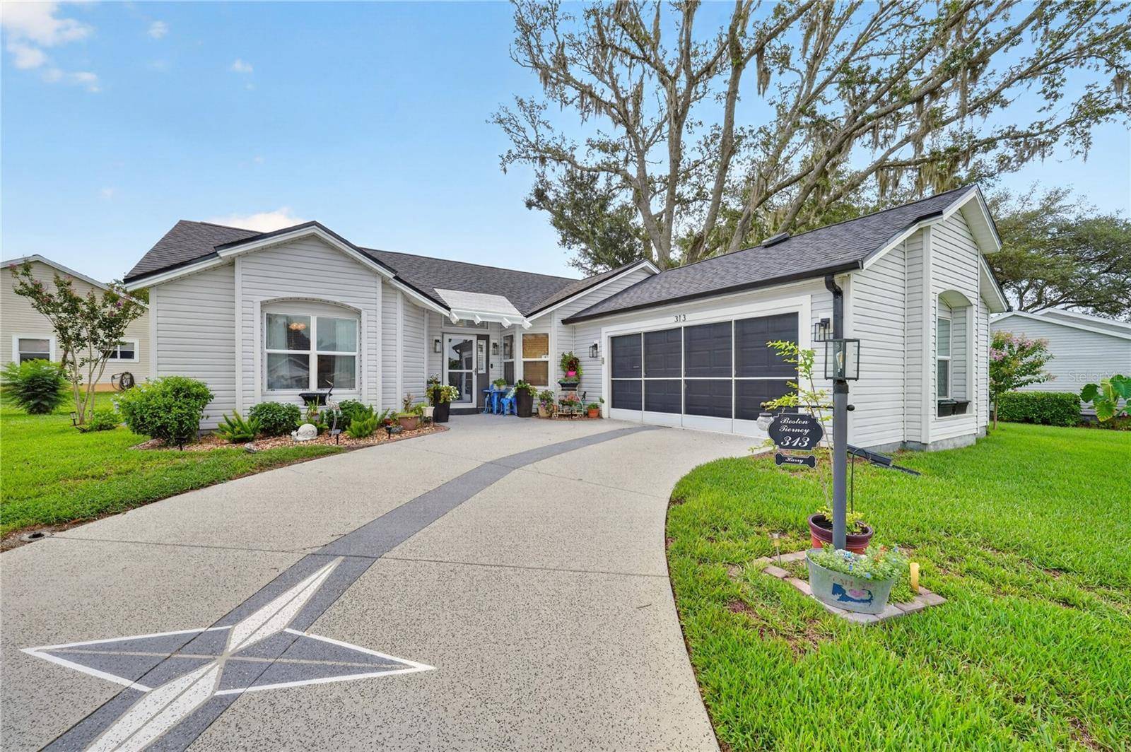 313 GONZALES PL, Lady Lake, FL 32159