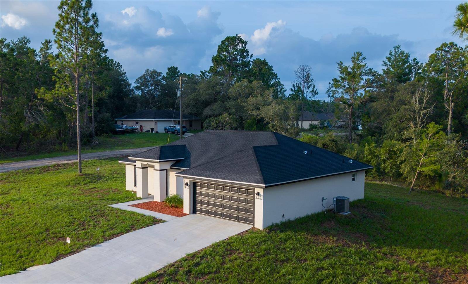 2902 W EDISON PL, Dunnellon, FL 34433