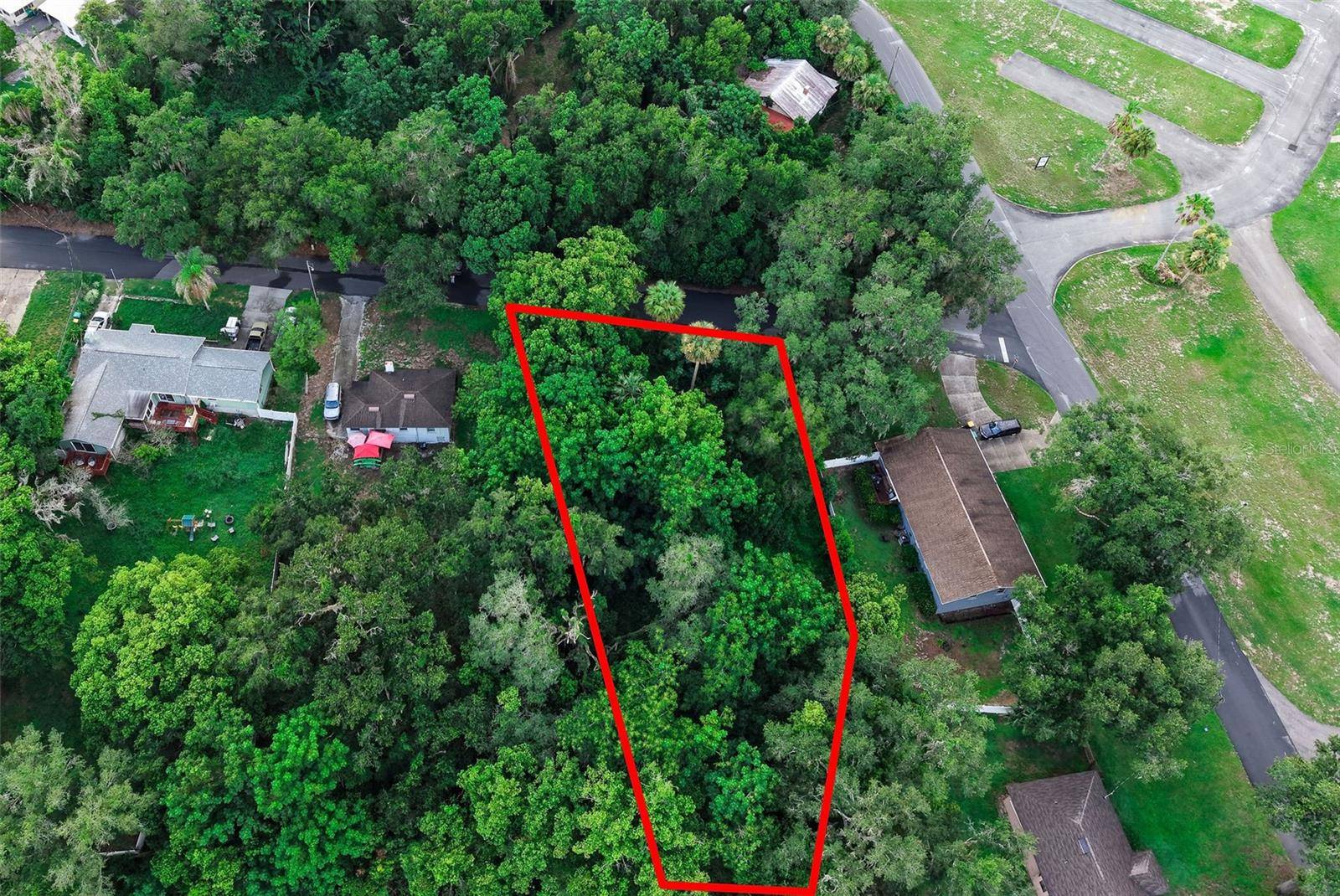 E FRUITLAND ST, Fruitland Park, FL 34731
