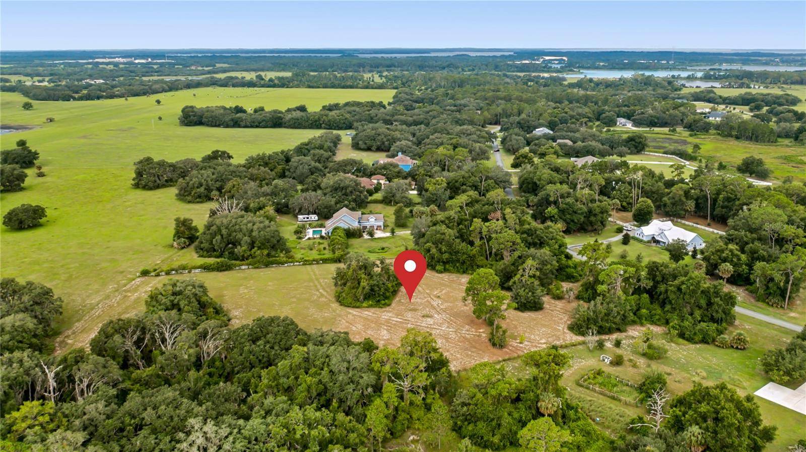 TROTTING HORSE LN, Tavares, FL 32778