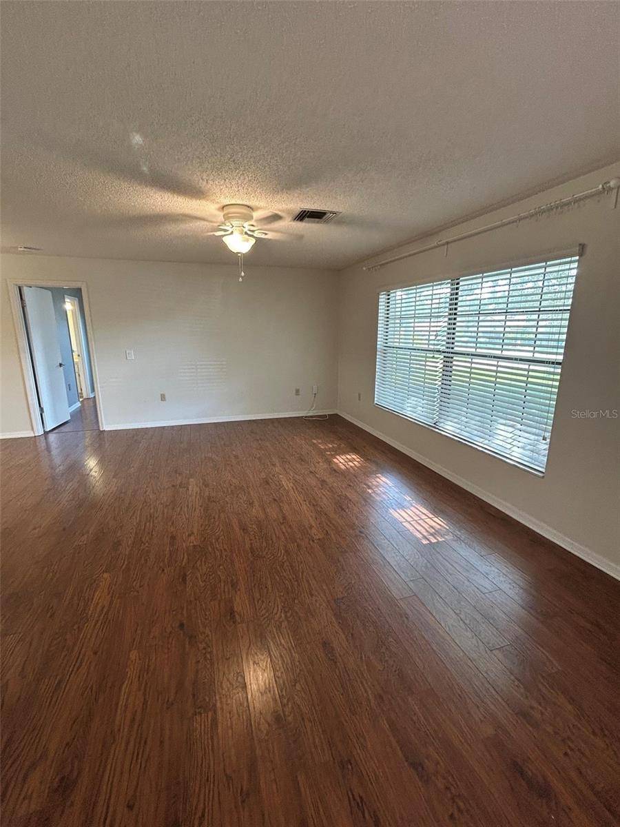 1605 BLACKBERRY CT, Eustis, FL 32726